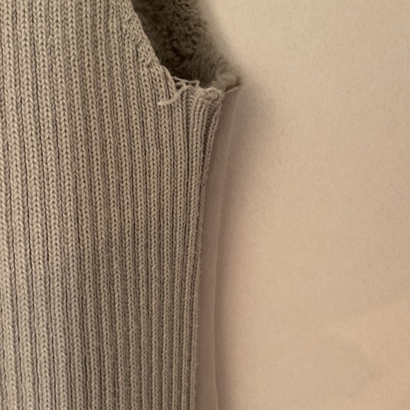 CLOTHING $5 - Picture 8 of 8